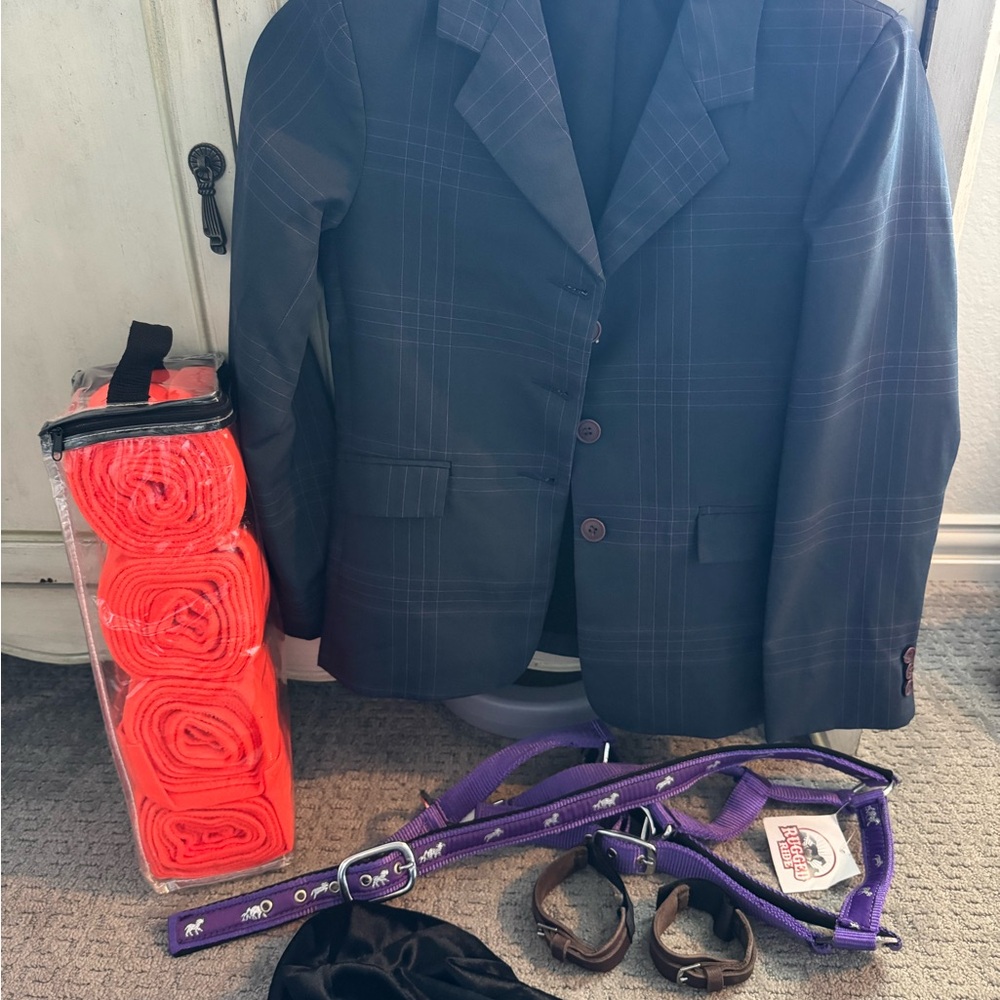 Girls horse show items